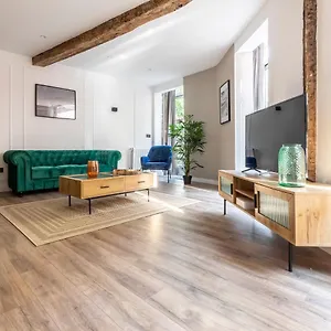  Apartamento Plaza De Tres Pilares By The Urban Hosts